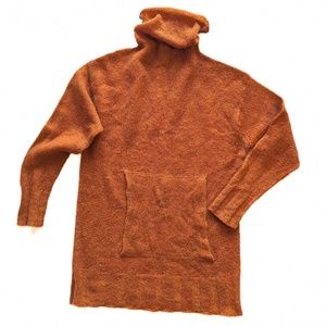 Good & Beder Hand frame knit orange turtleneck pocket sweater size medium